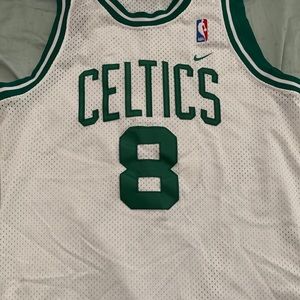 Antione Walker Celtics jersey medium